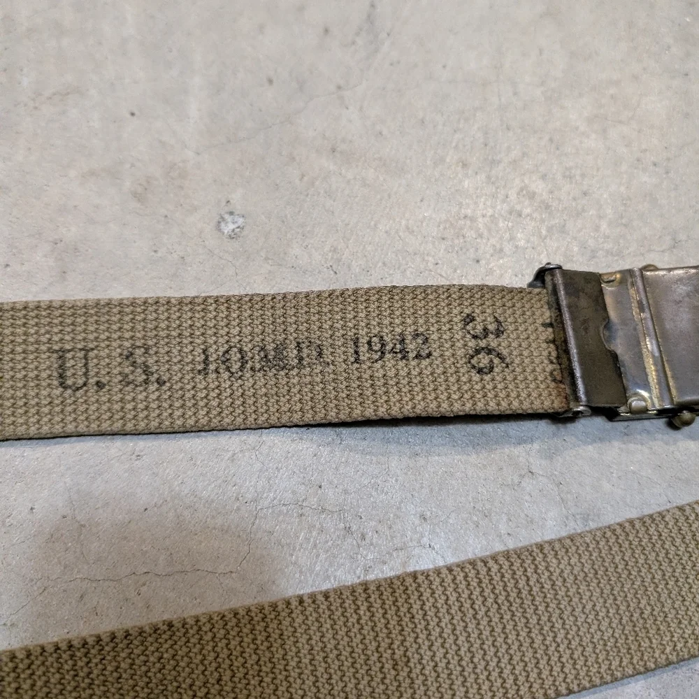 VTG WWII 1942 Officer Belt Mens 36 Brass Brown